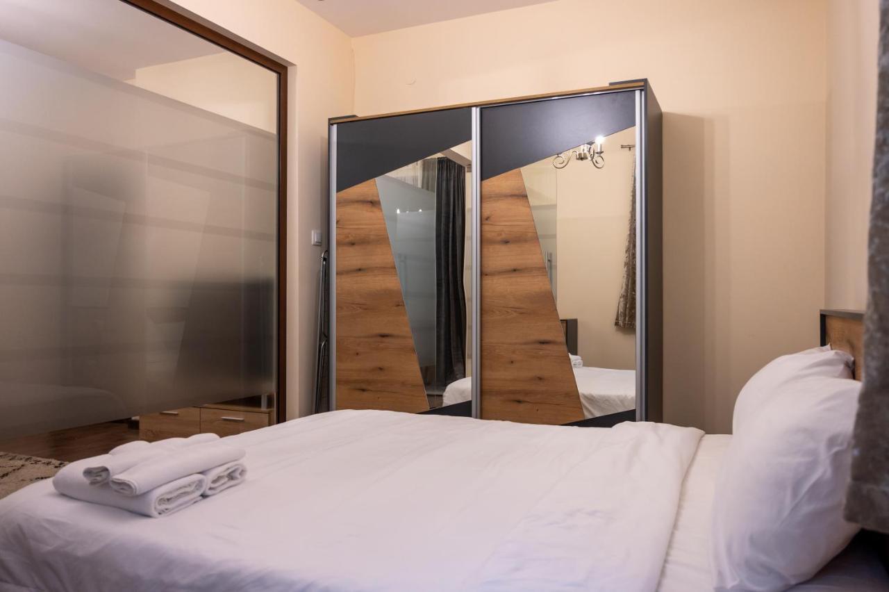 Design 1Bdr Apartment In Top Center - Free Parking صوفيا المظهر الخارجي الصورة