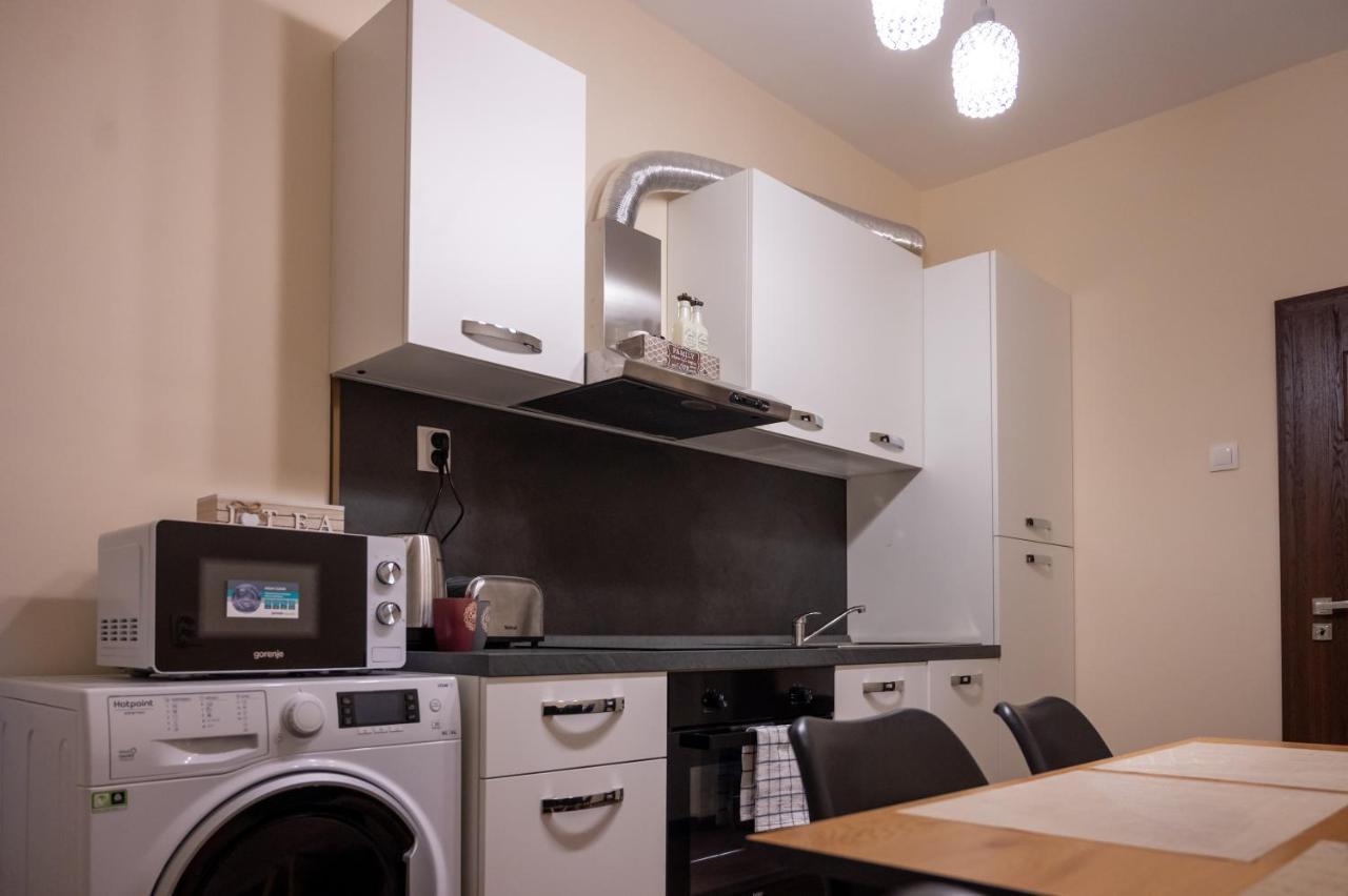 Design 1Bdr Apartment In Top Center - Free Parking صوفيا المظهر الخارجي الصورة