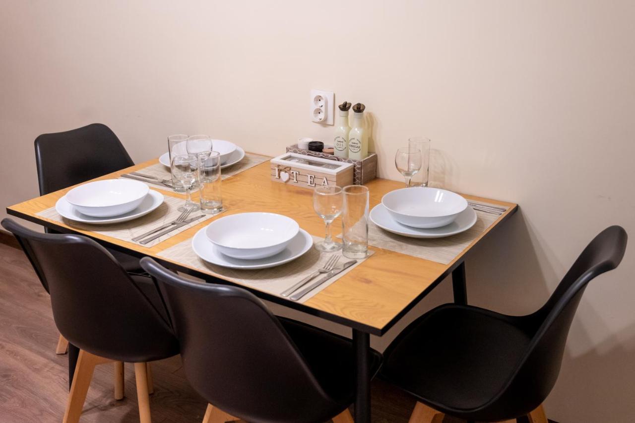 Design 1Bdr Apartment In Top Center - Free Parking صوفيا المظهر الخارجي الصورة